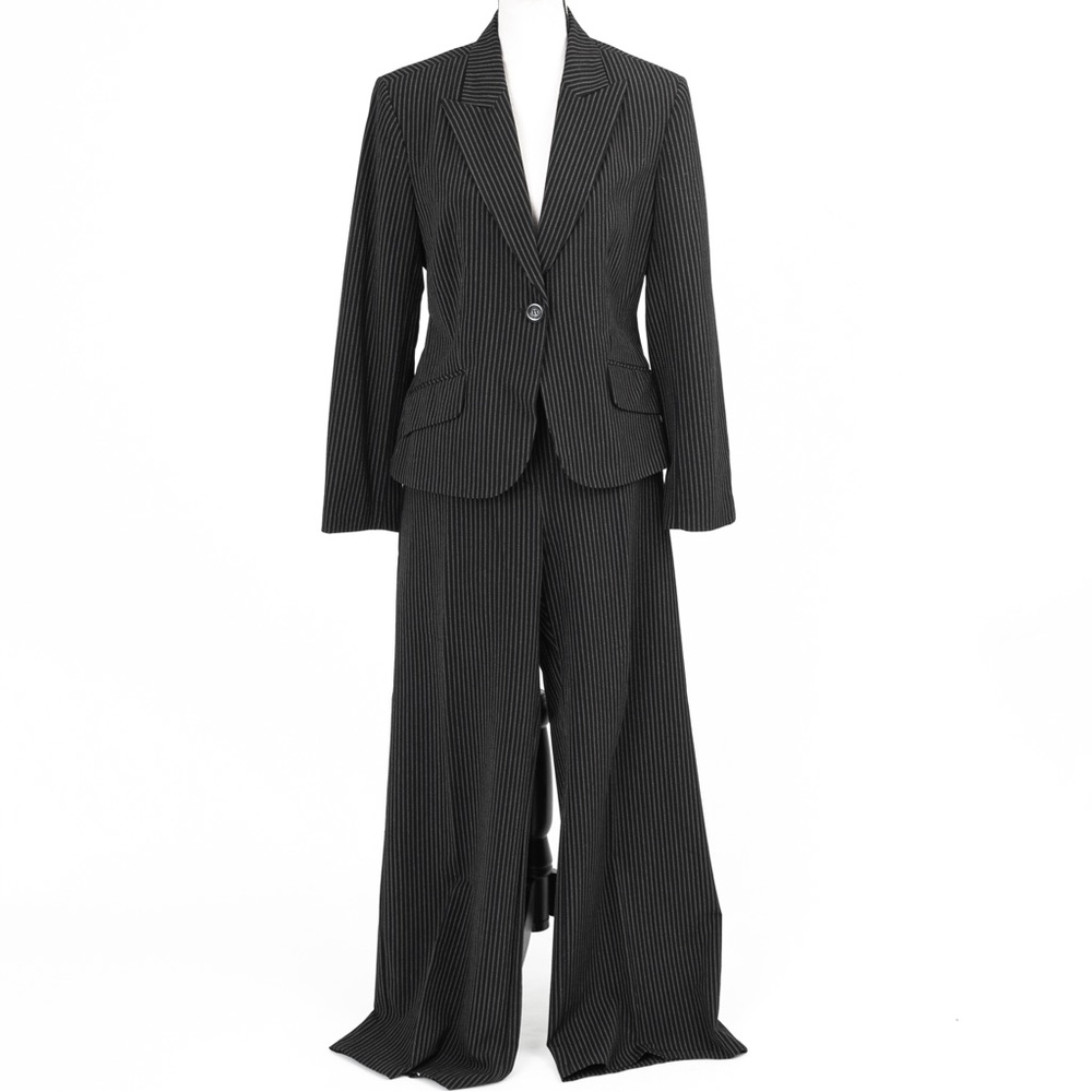 Vintage black pinstripe pantsuit tailored Evan-Picone 12/14 - Picture 2 of 16